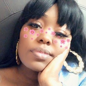 Meet your Posher, Lequitta